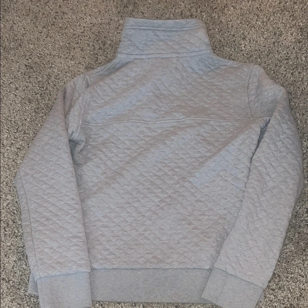 Patagonia Light Gray Quilted Pullover - Picture 4 of 4